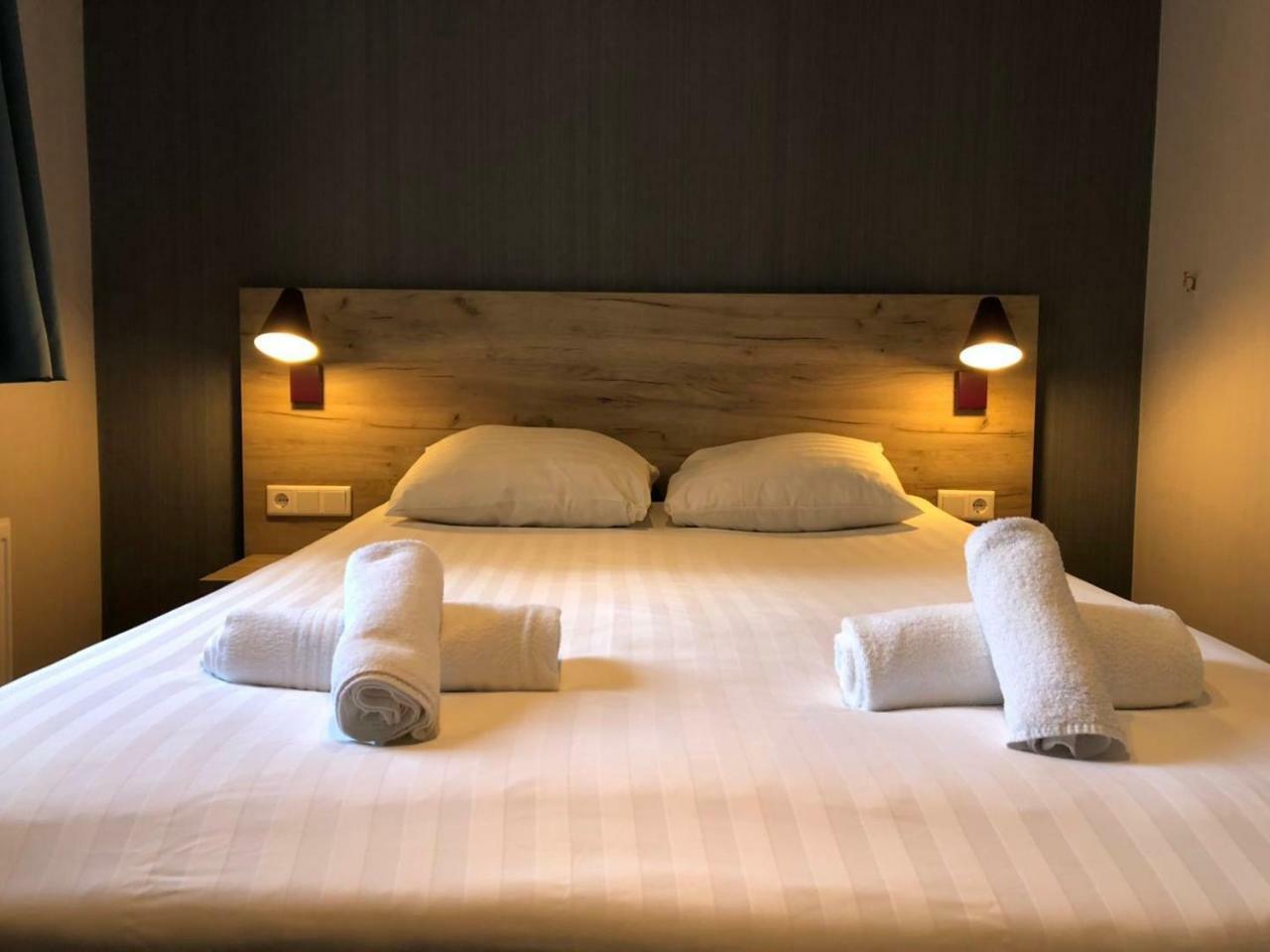 Facade Hotel Amsterdam Ngoại thất bức ảnh