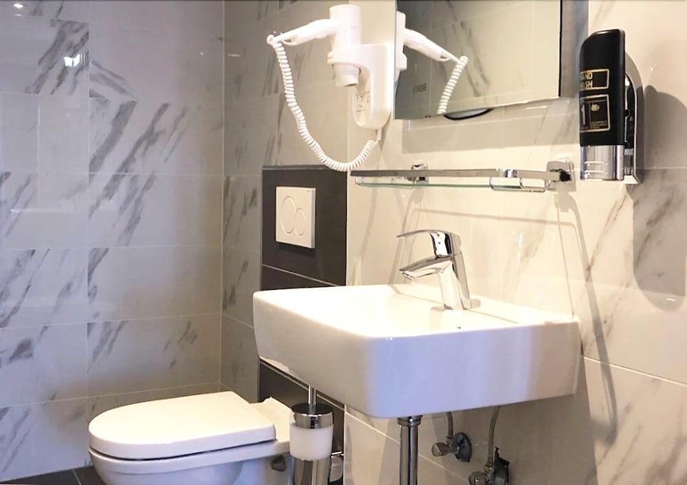 Facade Hotel Amsterdam Ngoại thất bức ảnh